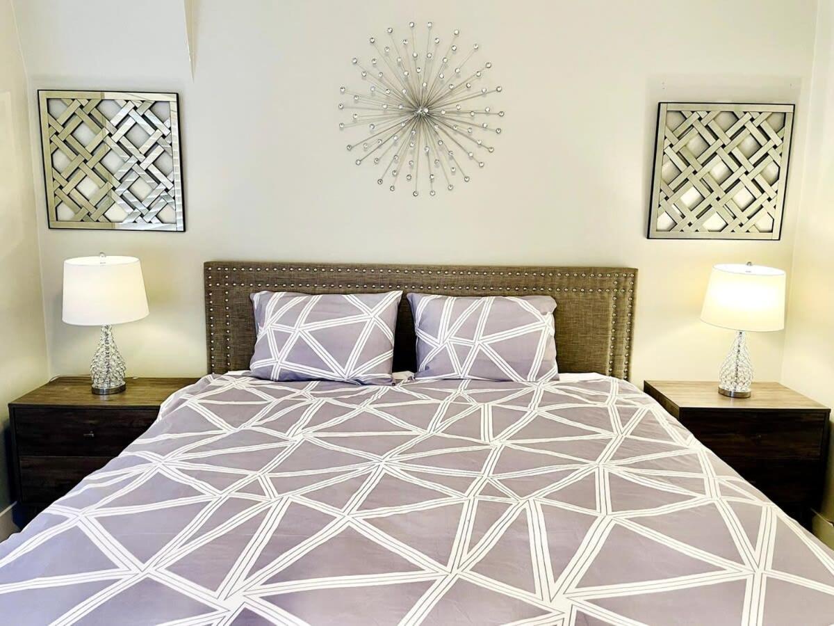 Orchard Disneyland 5 Bedroom Pool Villa *