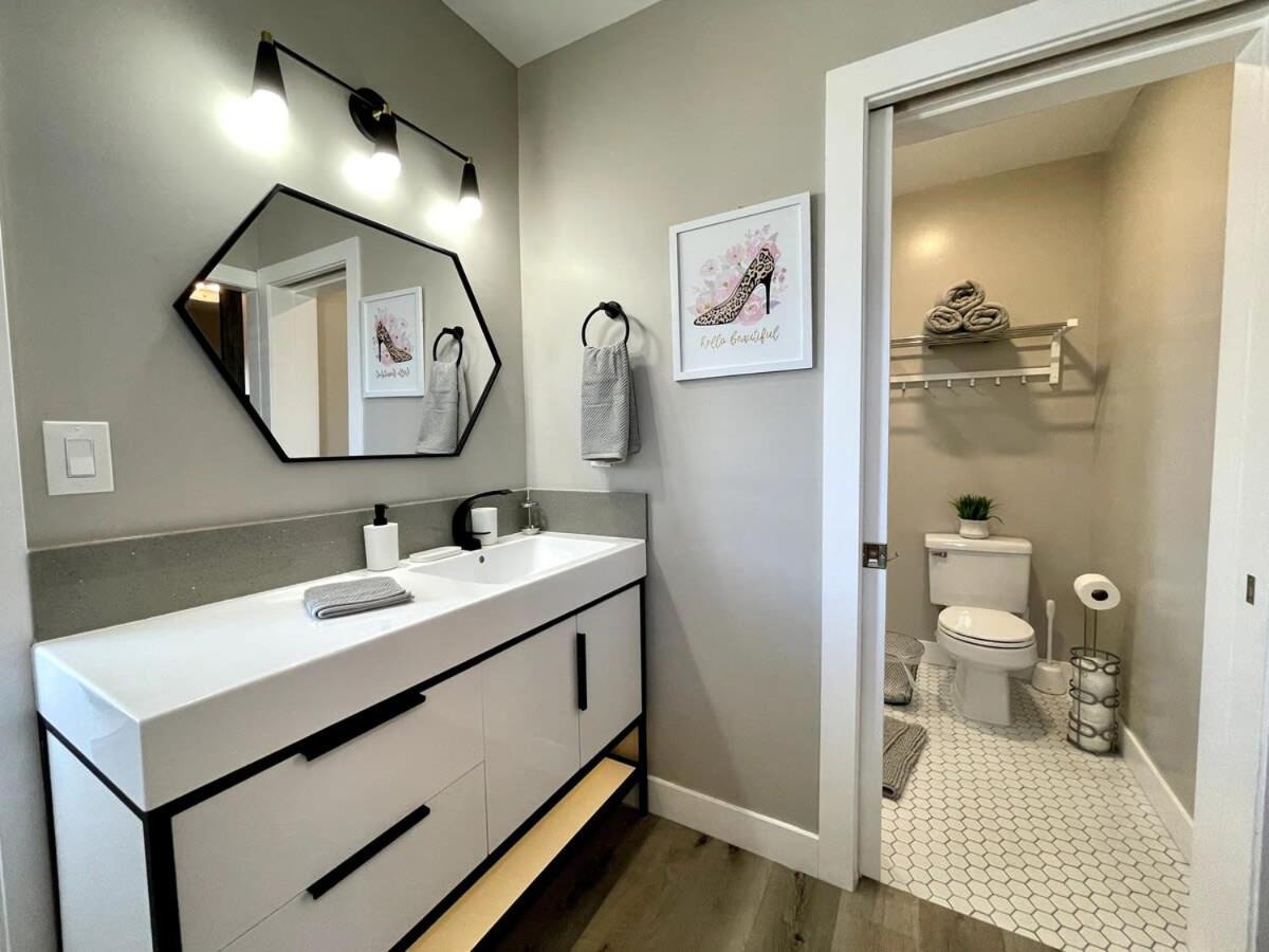 Orchard Disneyland 5 Bedroom Pool Villa Anaheim